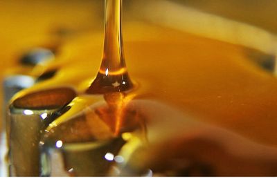 1570482838475_edible-hash-honey-oil-extract.jpg